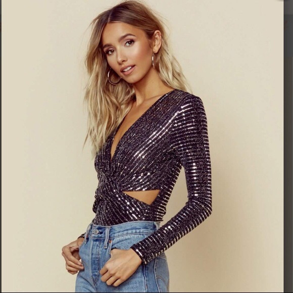 ASTR Oh Baby sequin bodysuit - Picture 2 of 6